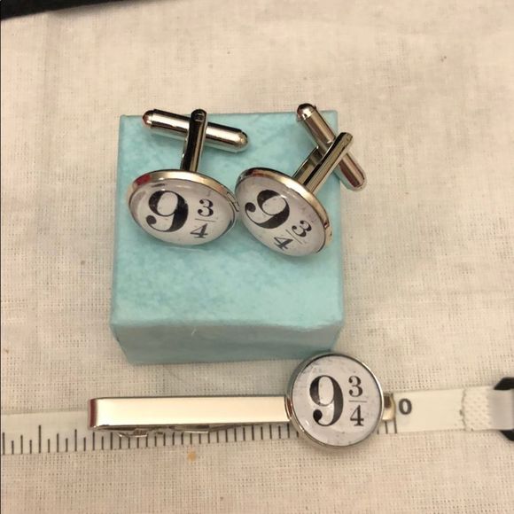 Tie clip and cufflinks set - Picture 2 of 4
